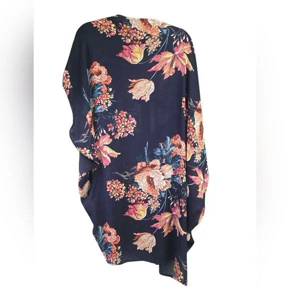 Umgee Floral Kimono Cardigan In Navy, Size M/L - Picture 2 of 4